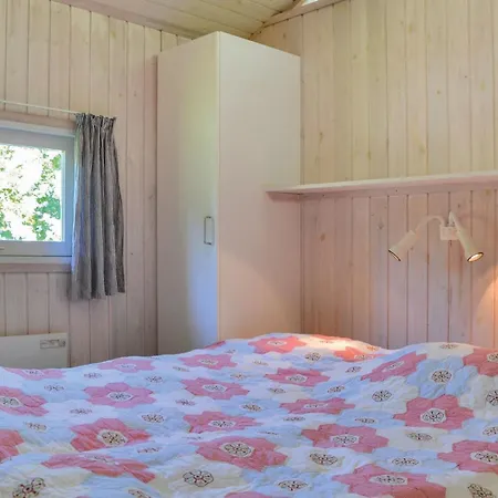 Three-Bedroom Holiday Home In Hornbak